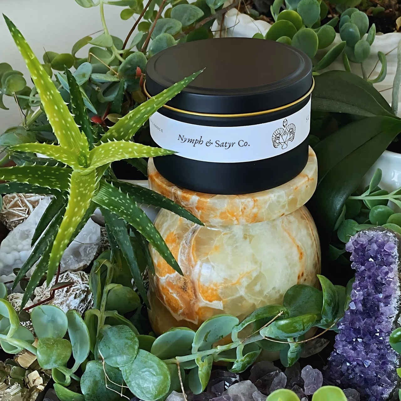 Saraswati 8oz Soy Crystal Candle - Khandava