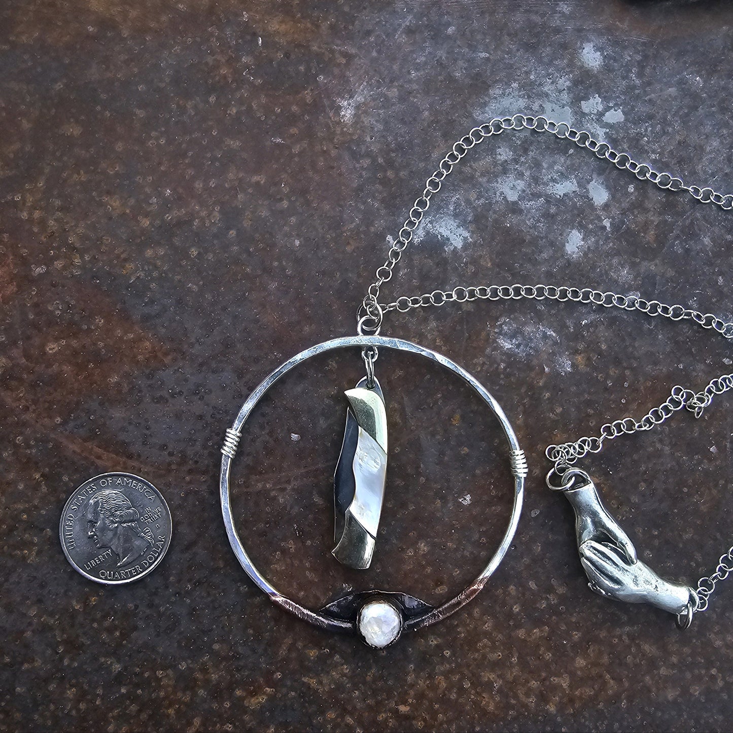 Switchblade Sisters Necklace - Khandava