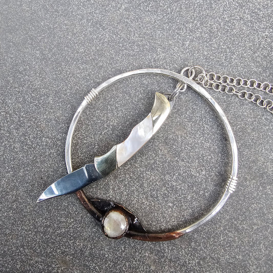 Switchblade Sisters Necklace - Khandava
