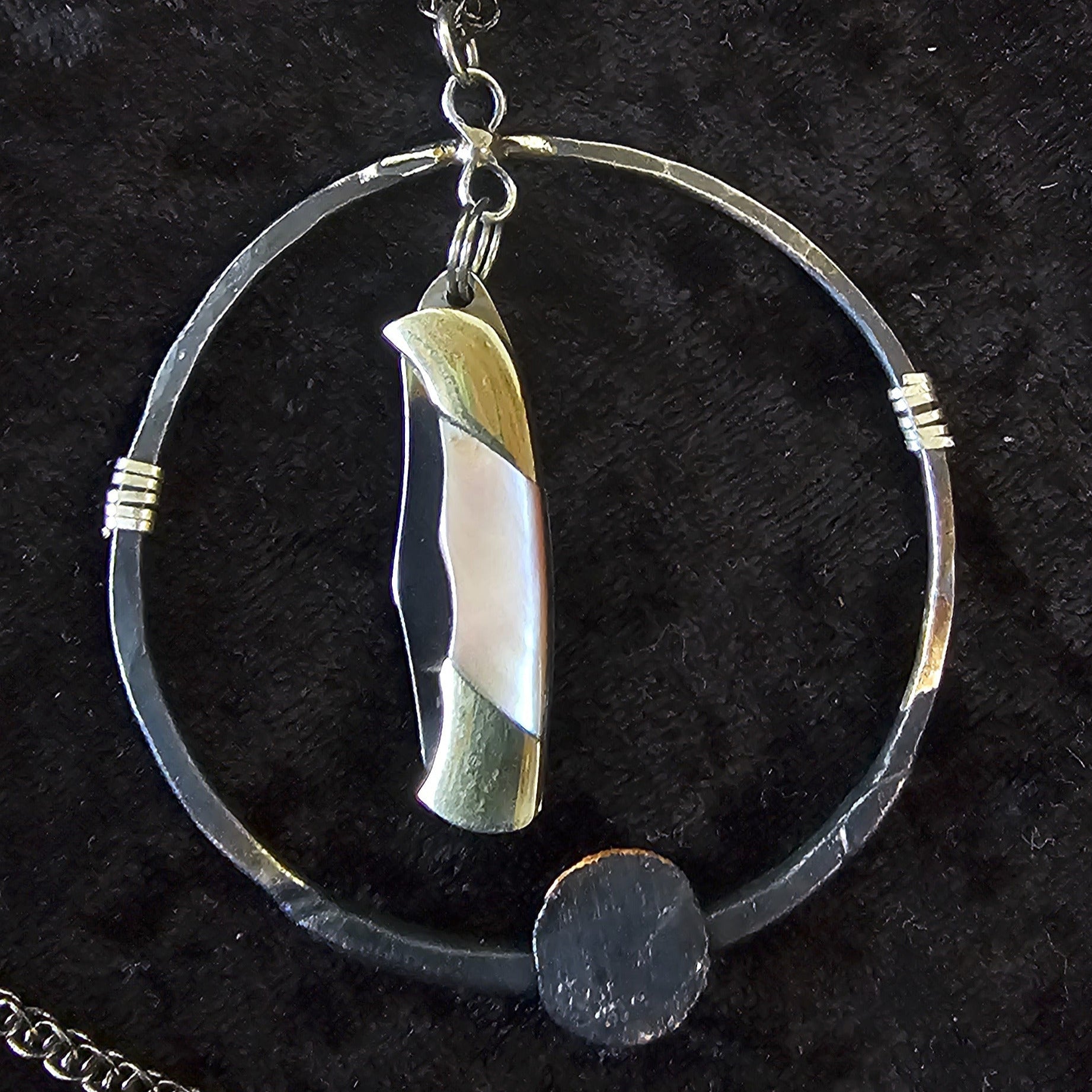 Switchblade Sisters Necklace - Khandava