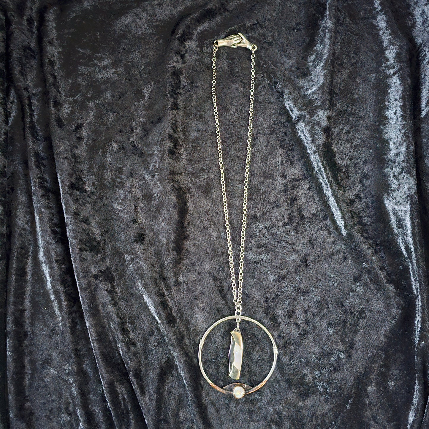 Switchblade Sisters Necklace - Khandava