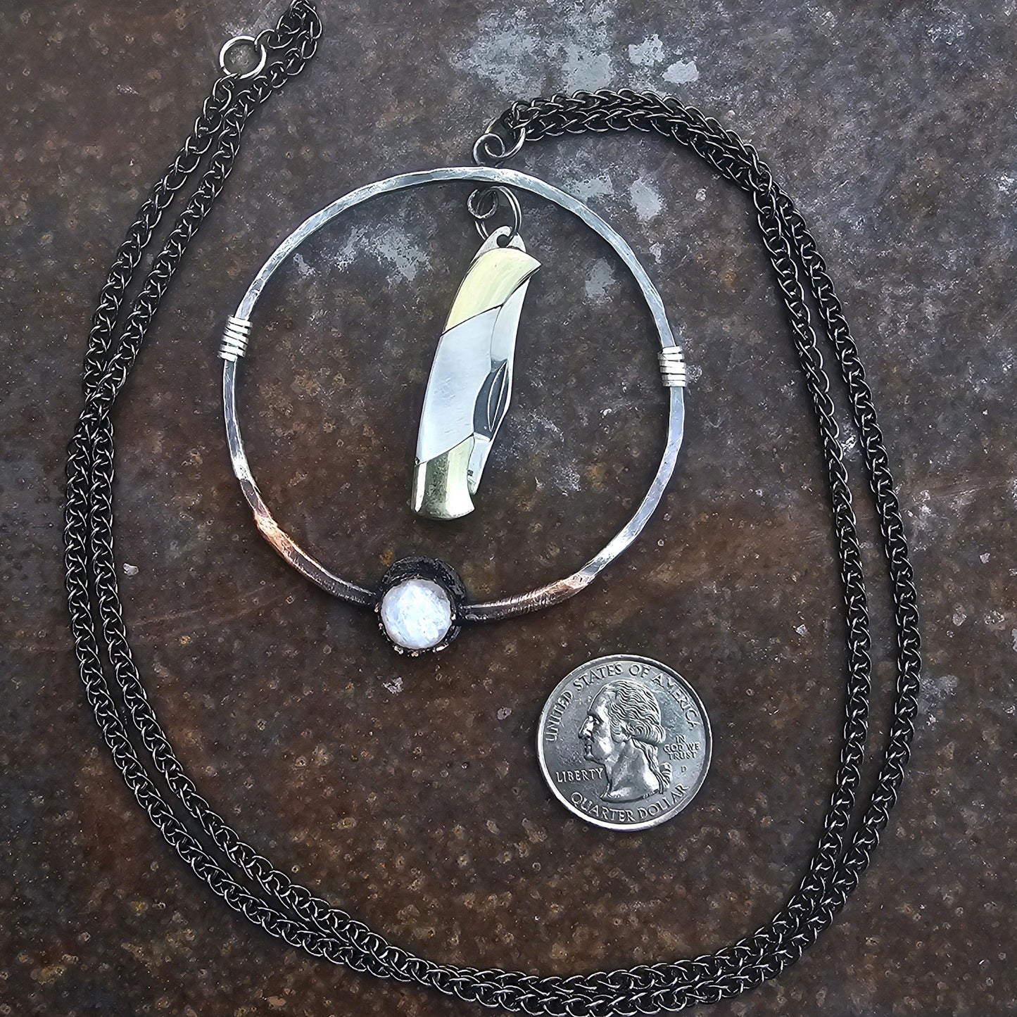 Switchblade Sisters Necklace - Khandava