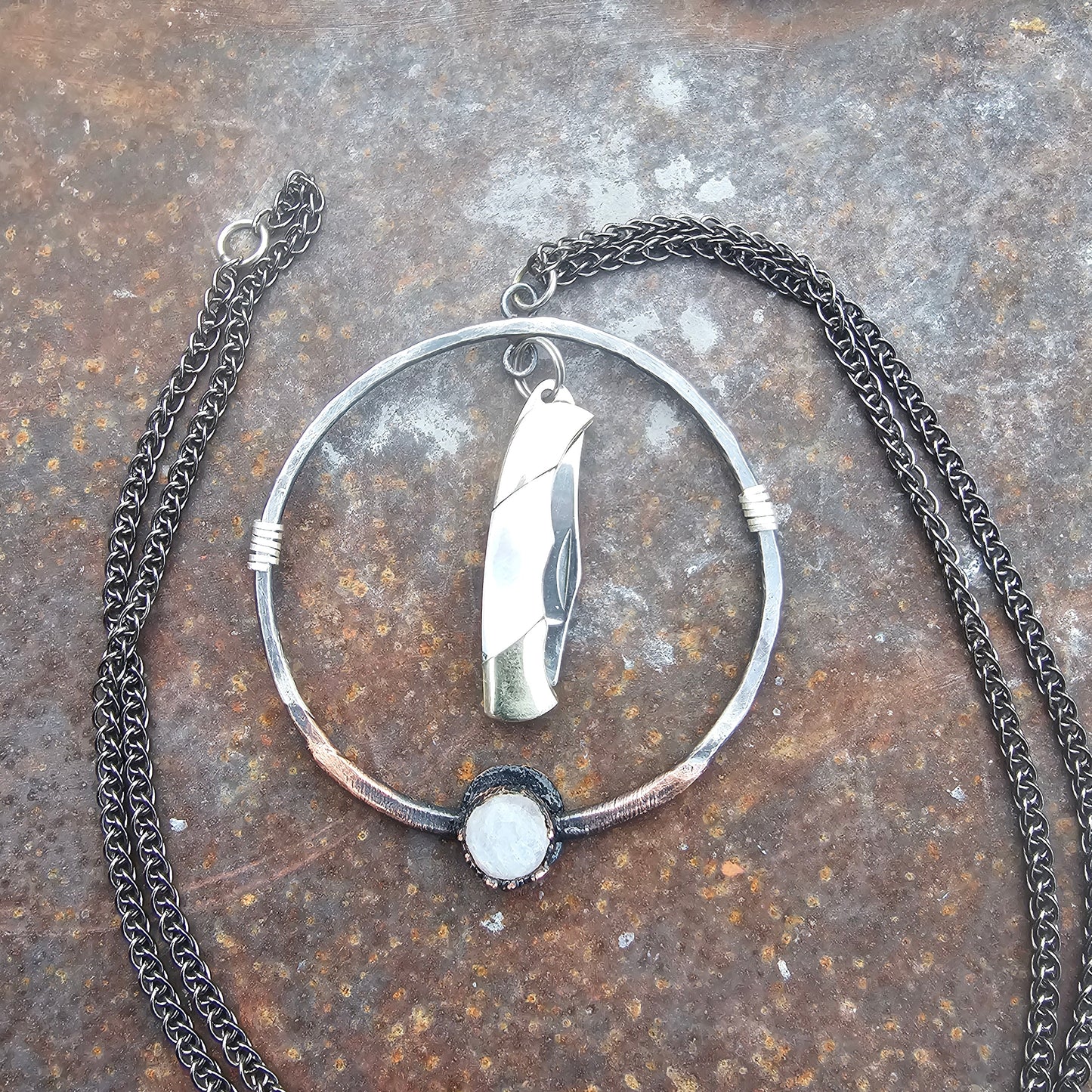 Switchblade Sisters Necklace - Khandava