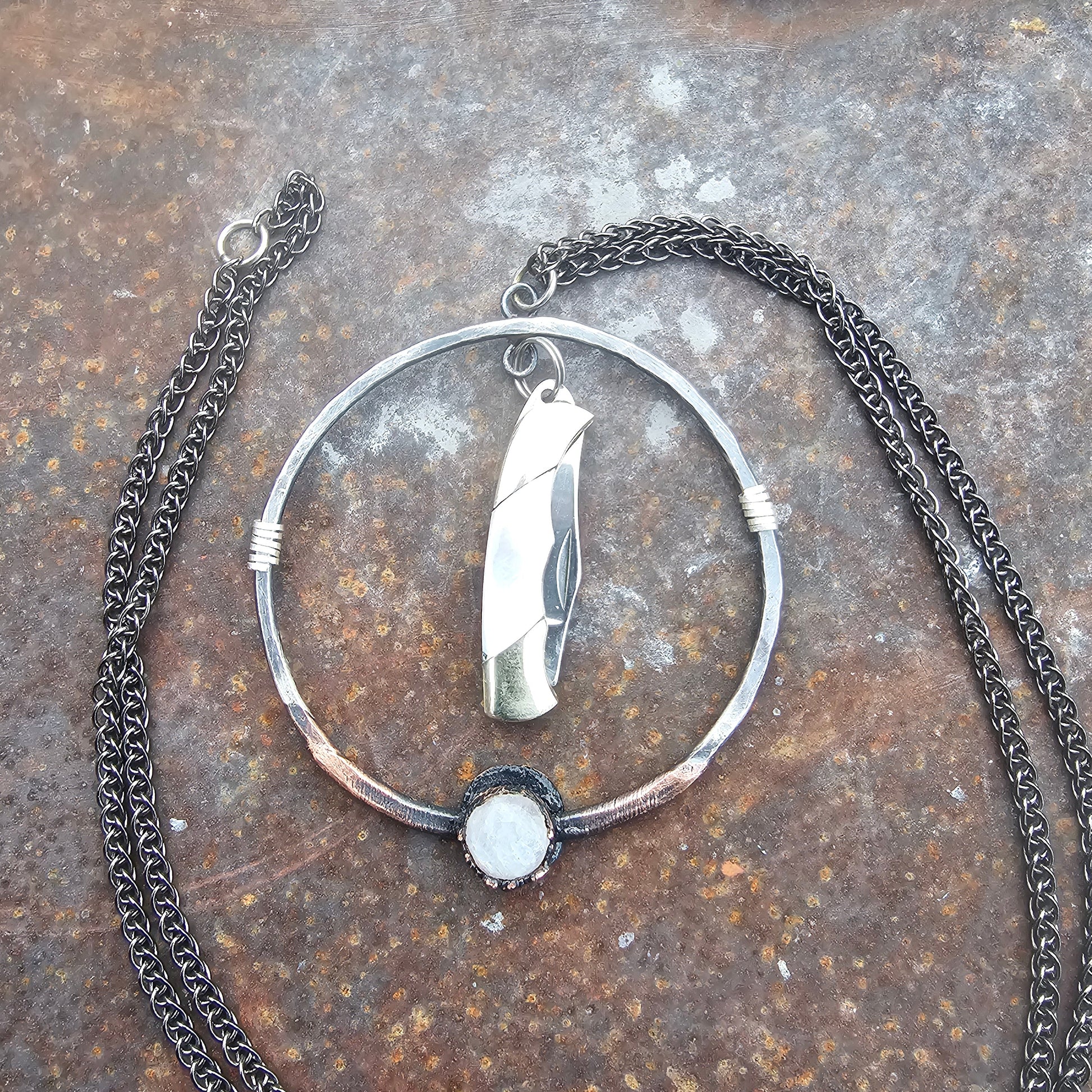 Switchblade Sisters Necklace - Khandava