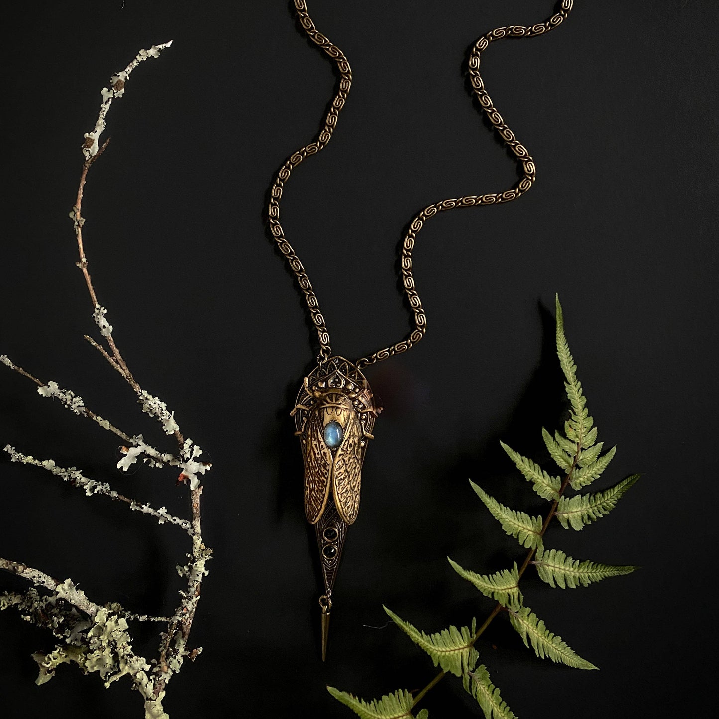 The Wing Counsel Necklace - Stake Style - Khandava