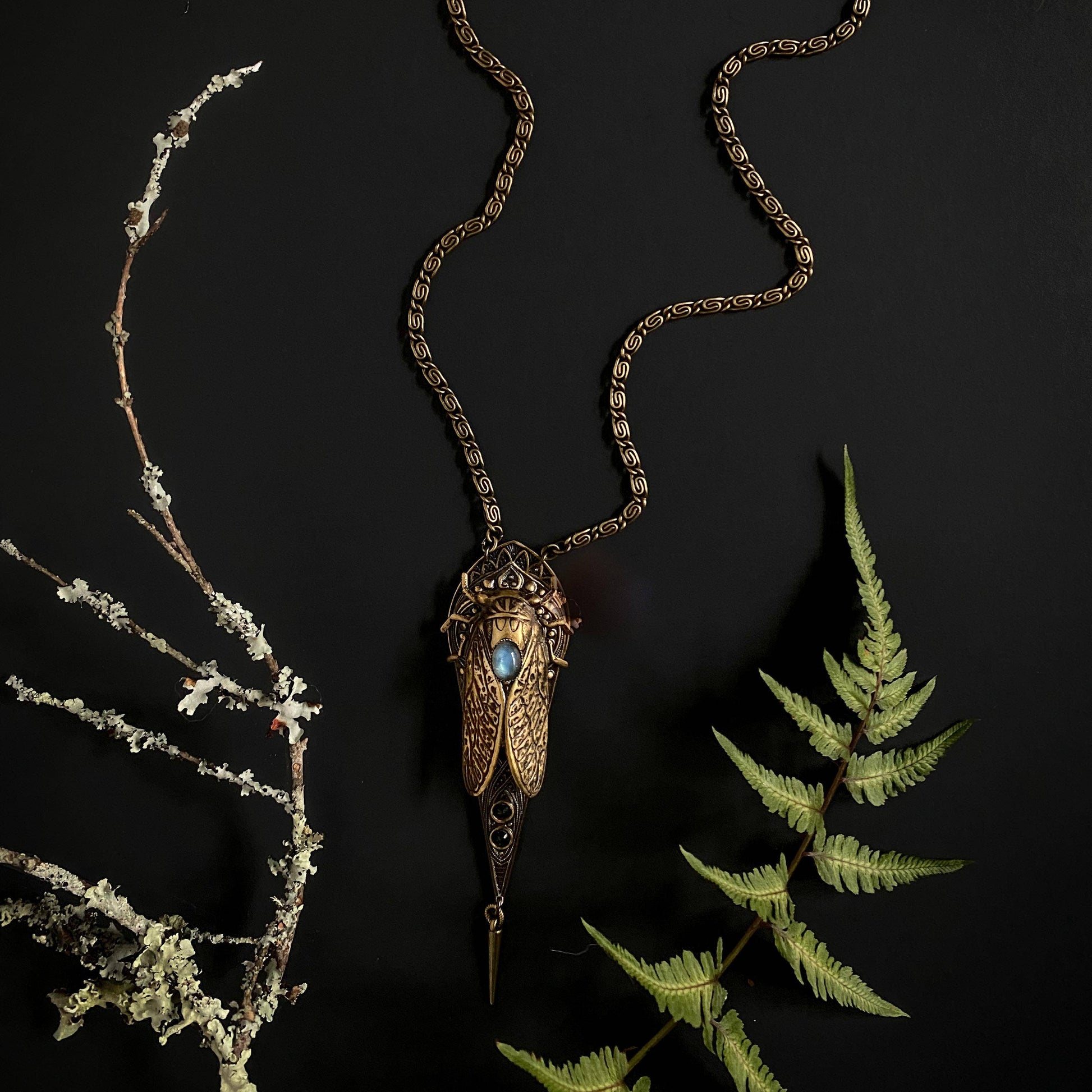 The Wing Counsel Necklace - Stake Style - Khandava